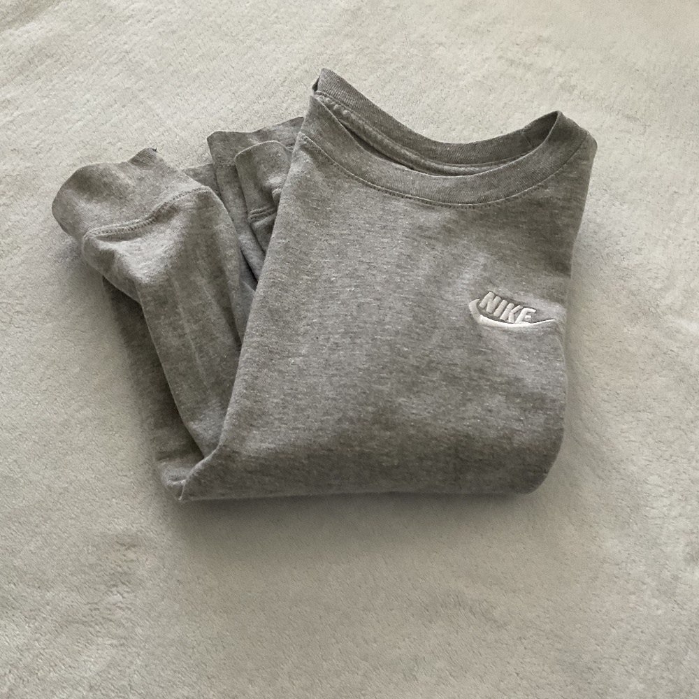 NIKE the Nike tee little kids